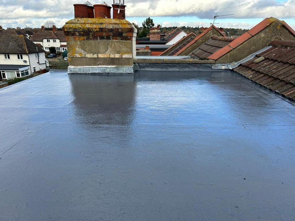Flat roof installation